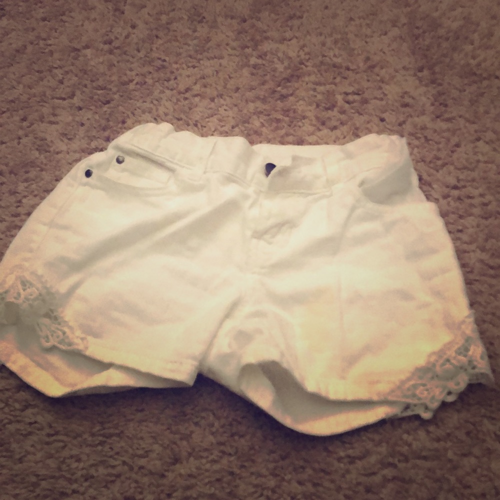 White shoe shorts